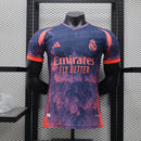 CAMISA VERSÃO JOGADOR DO REAL MADRID 24/25 AZUL EDIÇÃO ESPECIAL