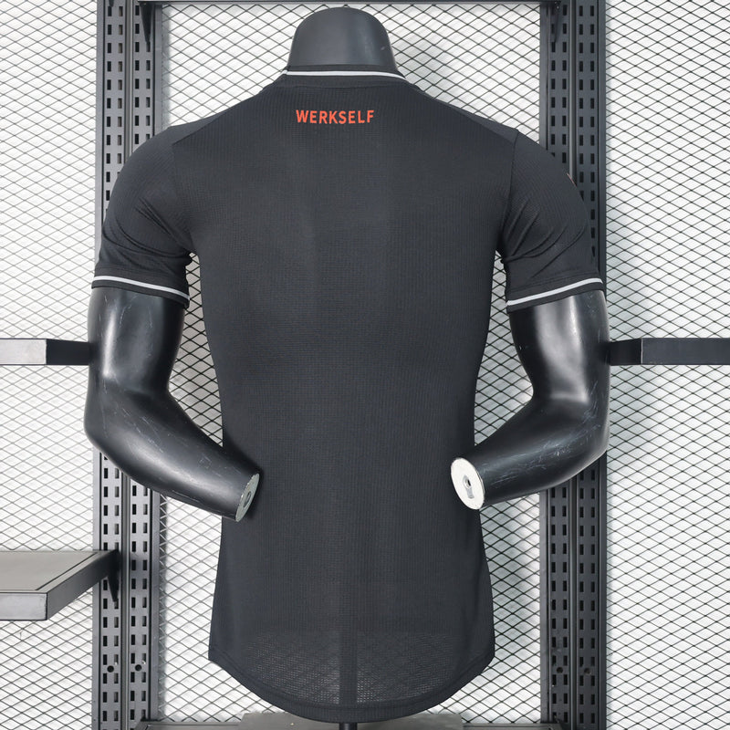 CAMISA VERSÃO JOGADOR DO BAYERN LEVERKUSEN 24/25 PRETO