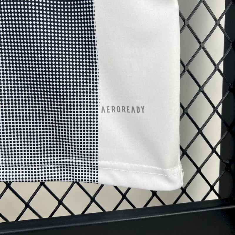 CAMISA DO NEW CASTLE 25/26 BRANCA