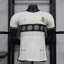 CAMISA VERSÃO JOGADOR DO REAL MADRID 24/25 BRANCO EDIÇÃO ESPECIAL